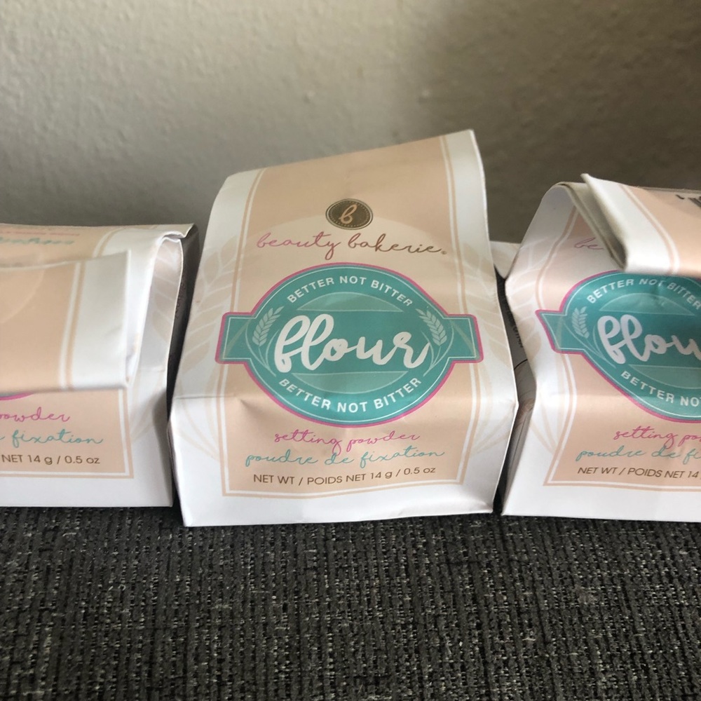 Beauty Bakerie setting powder